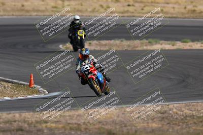 media/Apr-19-2025-AHRMA (Sat) [[3d98ca3309]]/Race/Group 8/Turn 4/